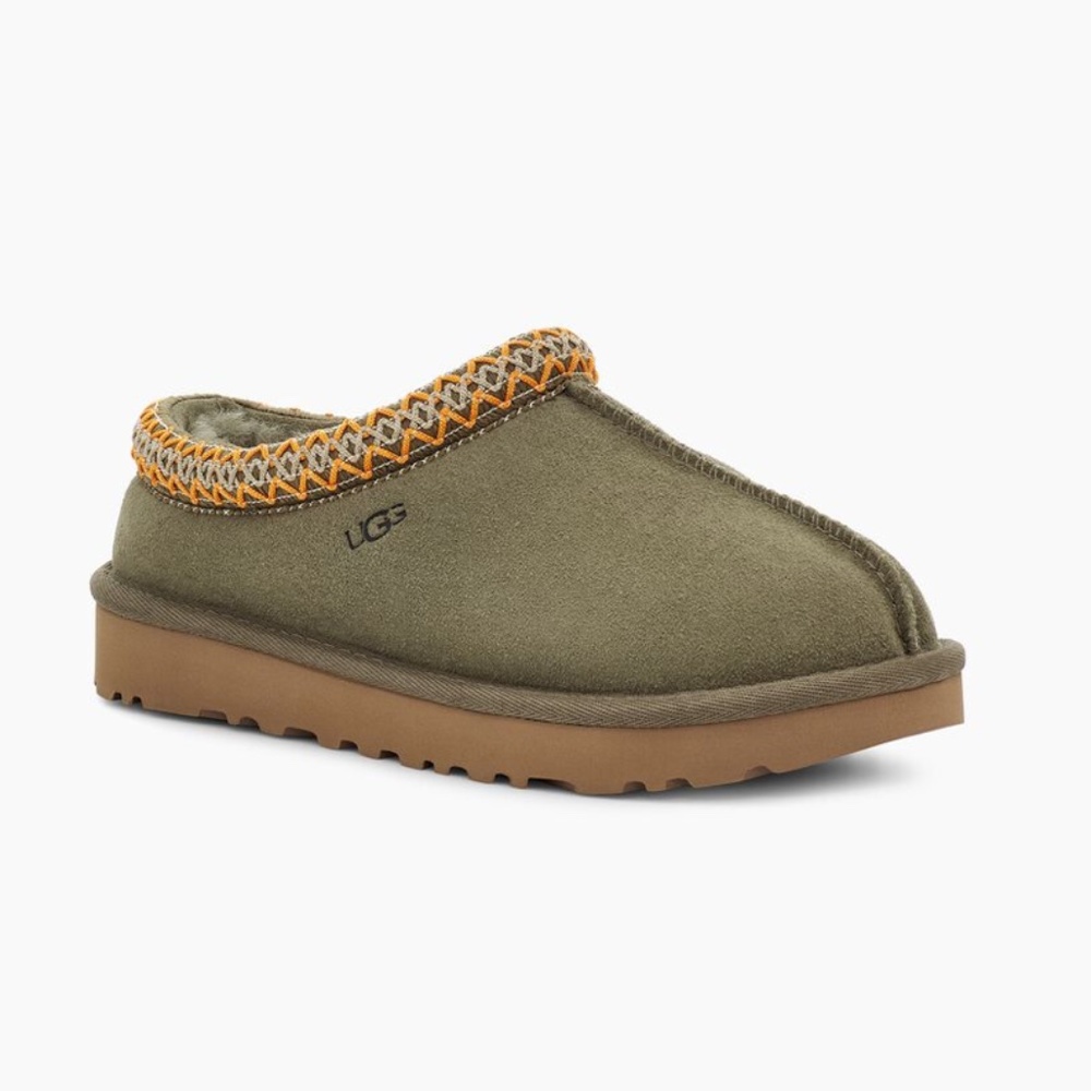 UGG Tasman Slipper in Burnt Olive, Size 8